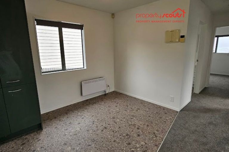 Photo of property in 1 Durham Street, Cannons Creek, Porirua, 5024