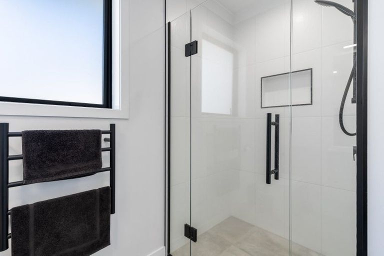Photo of property in 25 Park Street, Winton, 9720
