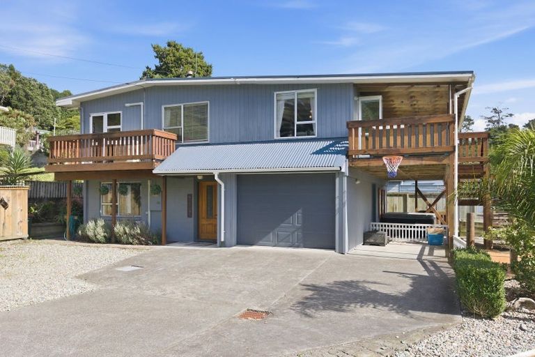 Photo of property in 49 Ngakoti Street, Urenui, 4375