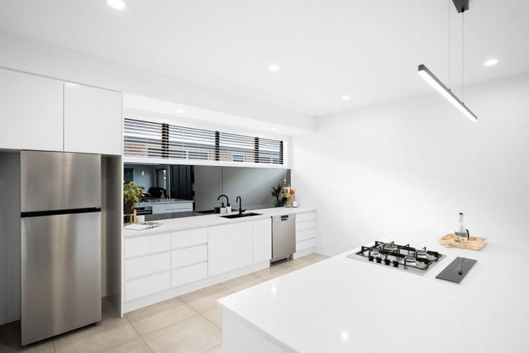 Photo of property in 27 Helen June Avenue, Flagstaff, Hamilton, 3210