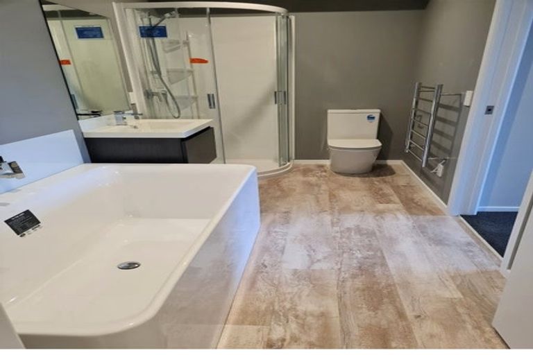 Photo of property in 18 Kopua Place, Whitby, Porirua, 5024