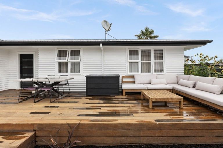 Photo of property in 6 Corbett Place, Onekawa, Napier, 4110