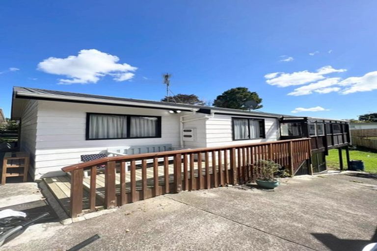 Photo of property in 2/248 Pakuranga Road, Pakuranga Heights, Auckland, 2010