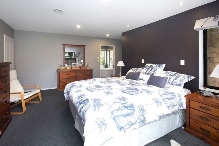 Photo of property in 6 James Hight Drive, Halswell, Christchurch, 8025