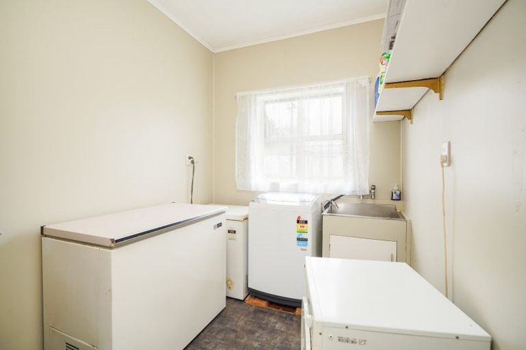 Photo of property in 43 Half Mile Road, Tuatapere, 9620