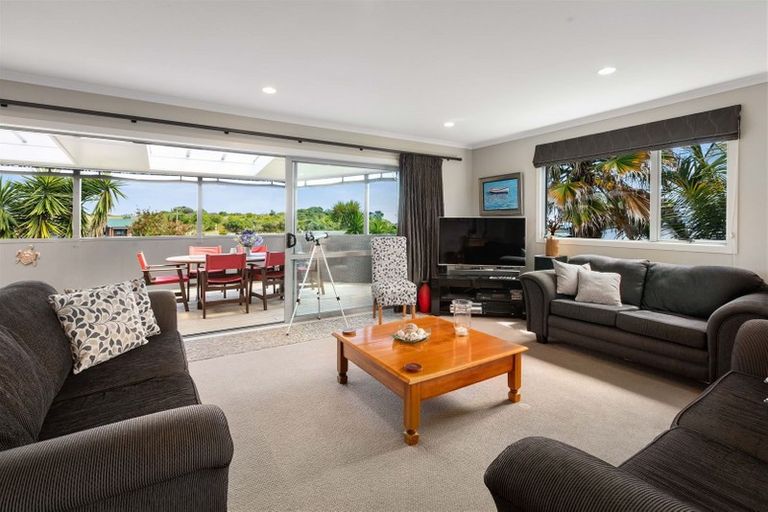 Photo of property in 12 Hilldale Crescent, Kuaotunu West, Whitianga, 3592