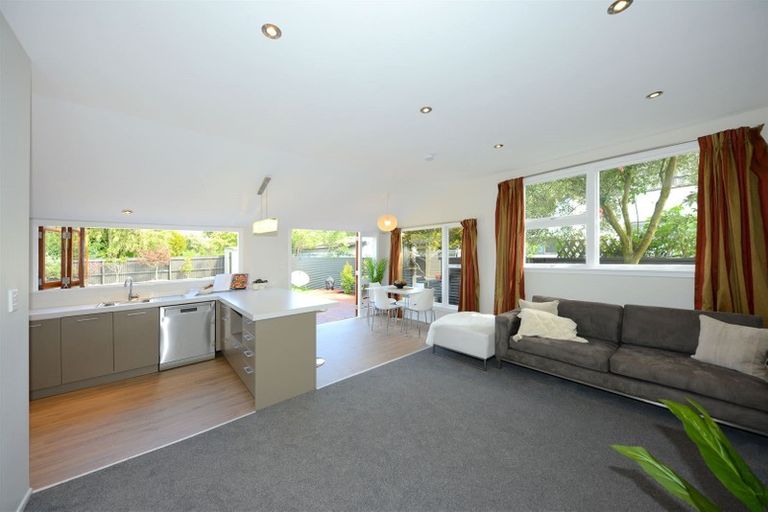 Photo of property in 203 Simeon Street, Spreydon, Christchurch, 8024