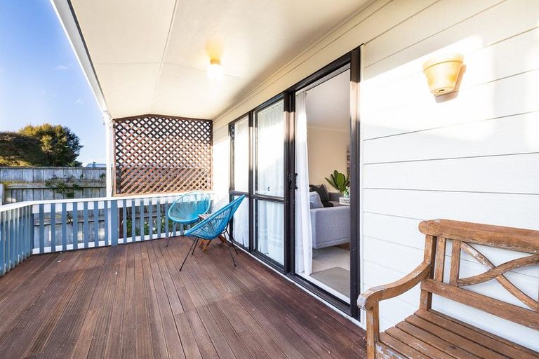 Photo of property in 5 Spackman Crescent, Paraparaumu, 5032