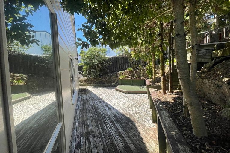 Photo of property in 146 Mark Avenue, Grenada Village, Wellington, 6037