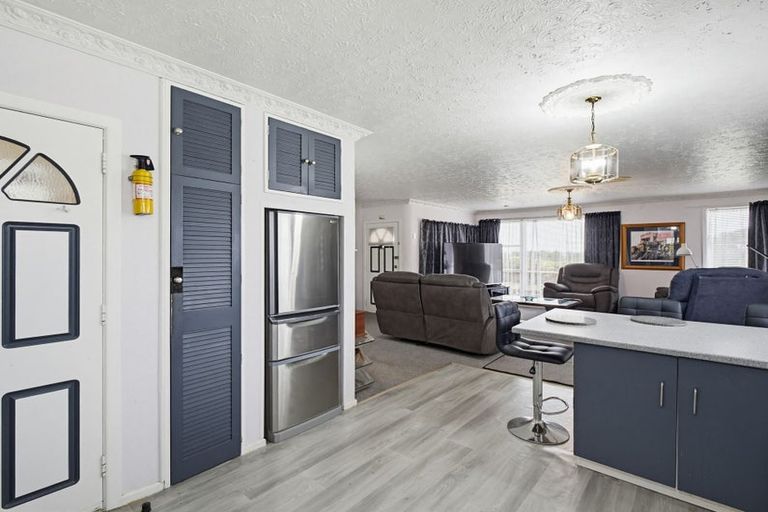 Photo of property in 26 East Road, Shannon, 4821