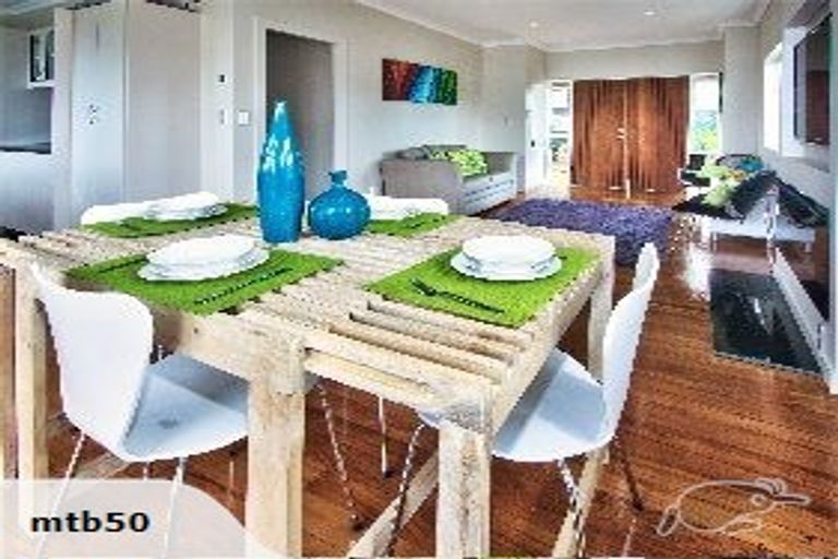 Photo of property in 179 Waimumu Road, Massey, Auckland, 0614