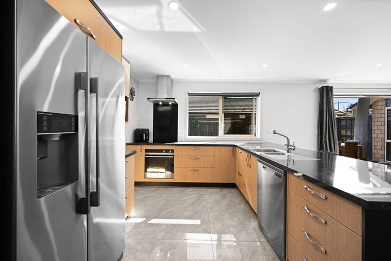 Photo of property in 9 Waikaka Place, Rototuna North, Hamilton, 3210
