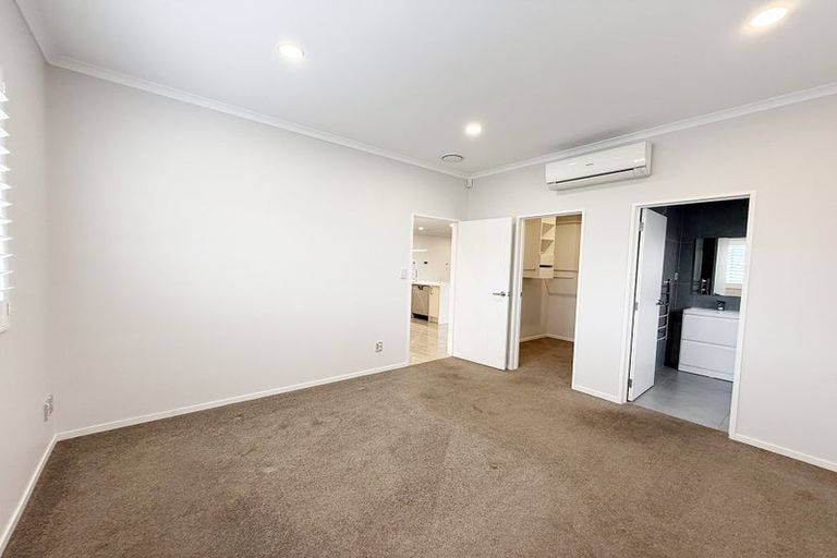 Photo of property in 33 Castlebane Drive, Flat Bush, Auckland, 2019