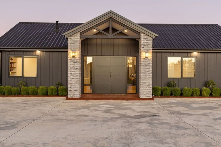 Photo of property in 1203 Camerons Line, Aorangi, Feilding, 4775