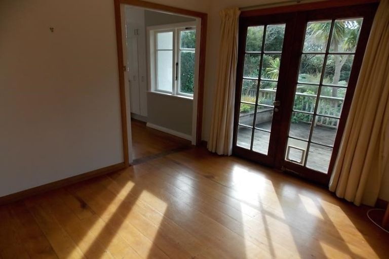 Photo of property in 70 Chamberlain Road, Karori, Wellington, 6012