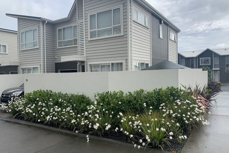 Photo of property in 73 Karepiro Drive, Stanmore Bay, Whangaparaoa, 0932