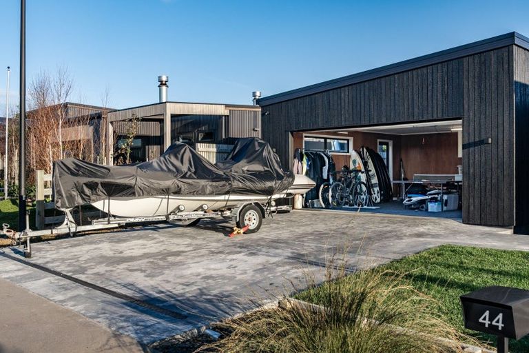 Photo of property in 44 Rangitahi Road, Raglan, 3225
