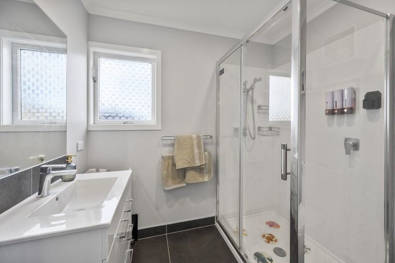 Photo of property in 112 Clarence Cox Crescent, Pirimai, Napier, 4112