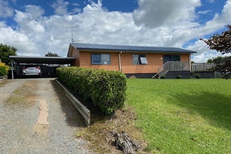 Photo of property in 111 Greenough Crescent, Te Awamutu, 3800