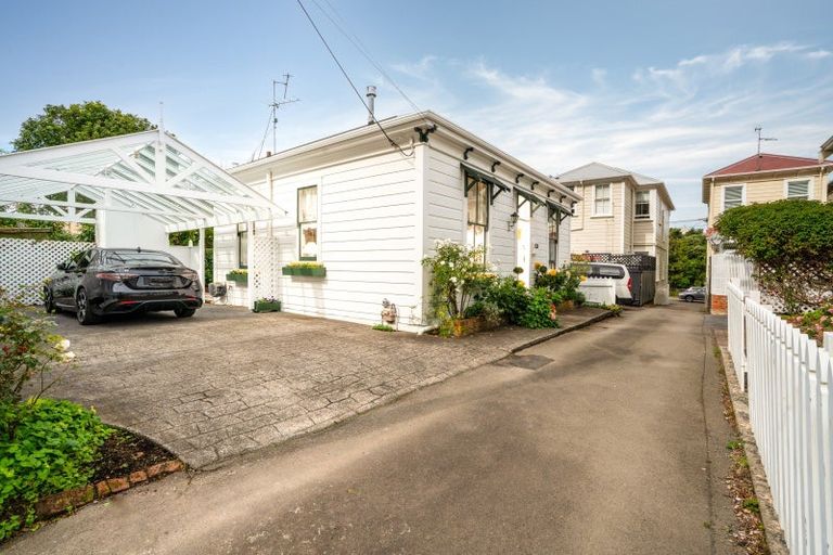 Photo of property in 6 Calgarry Avenue, Thorndon, Wellington, 6011