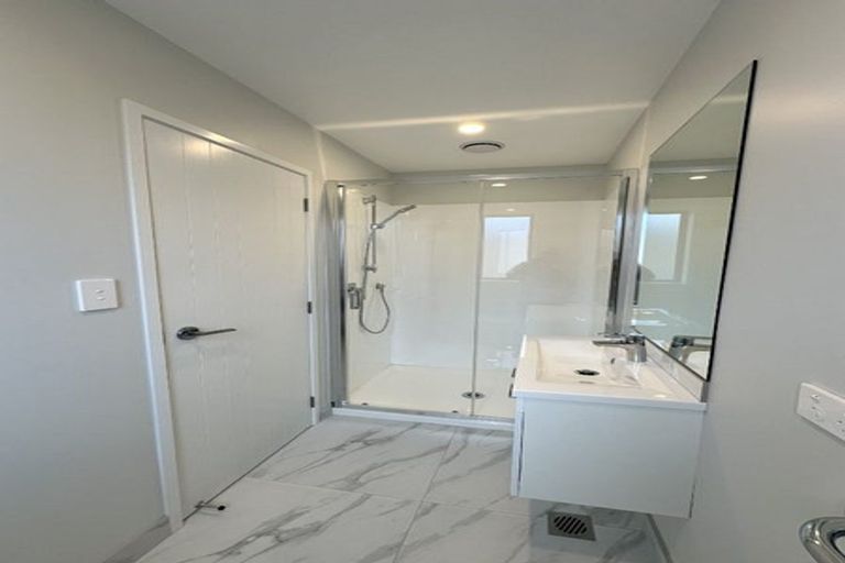 Photo of property in 8/51 Wharf Road, Te Atatu Peninsula, Auckland, 0610