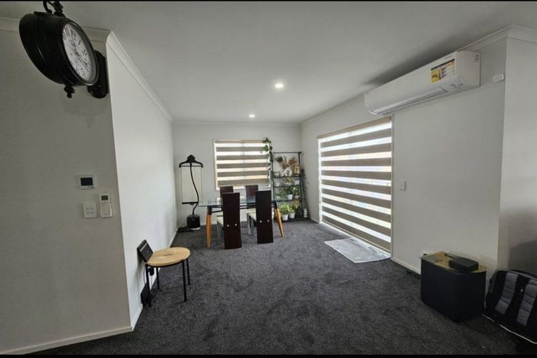 Photo of property in 40 Whareatua Avenue, Takanini, 2112