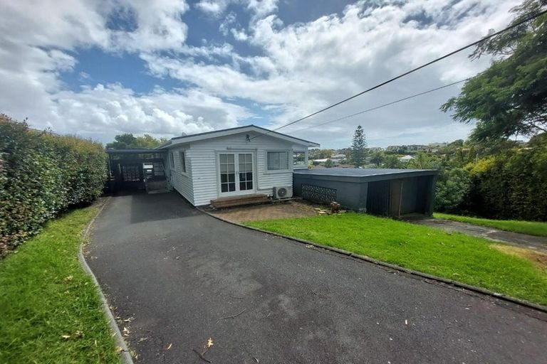 Photo of property in 6 Crichton Terrace, Hauraki, Auckland, 0622