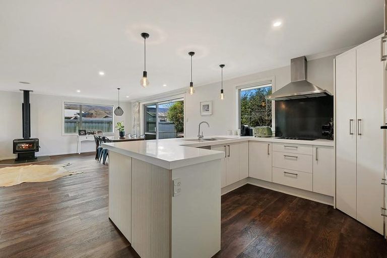 Photo of property in 6 David Place, Cromwell, 9310