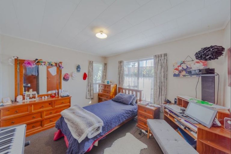 Photo of property in 38 Hammond Road, Taradale, Napier, 4112