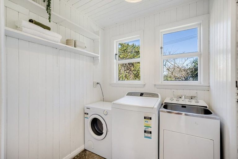 Photo of property in 16 Balgay Street, Upper Riccarton, Christchurch, 8041