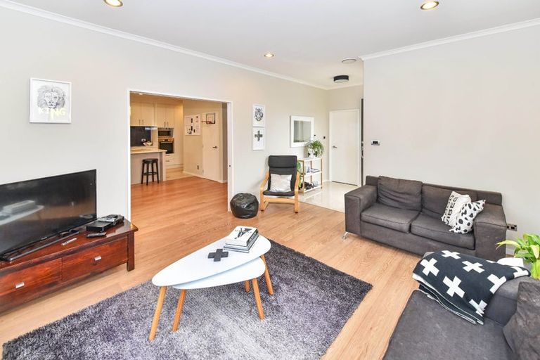 Photo of property in 49 Charlestown Drive, Flat Bush, Auckland, 2019