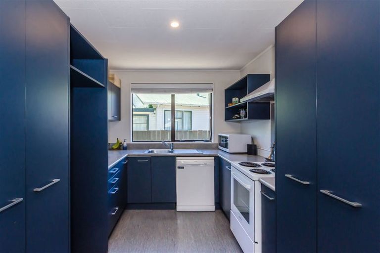 Photo of property in 35 Linwood Drive, Paraparaumu, 5032