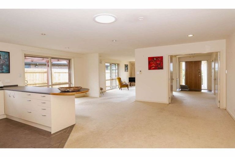 Photo of property in 22 Ranui Avenue, Kerikeri, 0230