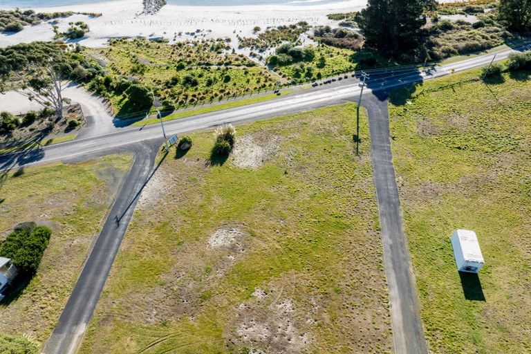 Photo of property in 932 Harington Point Road, Harington Point, Dunedin, 9077