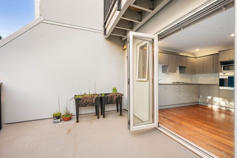 Photo of property in 9/43 Nairn Street, Mount Cook, Wellington, 6011