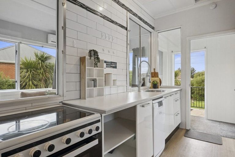 Photo of property in 15 Puketai Street, Andersons Bay, Dunedin, 9013