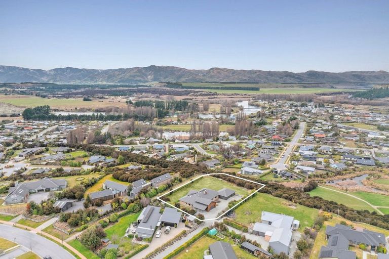 Photo of property in 47 Matheson Crescent, Albert Town, Wanaka, 9305