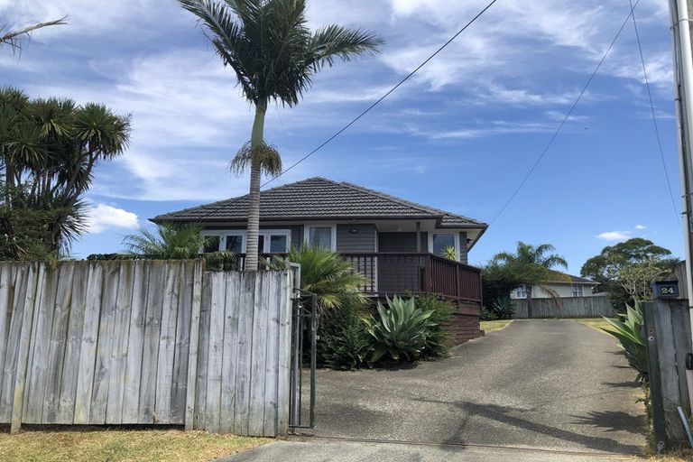 Photo of property in 24 Chippendale Crescent, Birkdale, Auckland, 0626