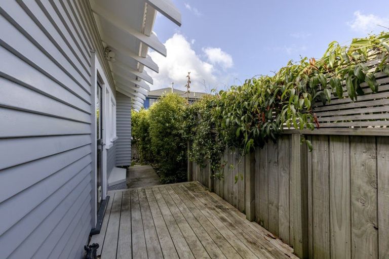 Photo of property in 22 George Street, Lower Vogeltown, New Plymouth, 4310