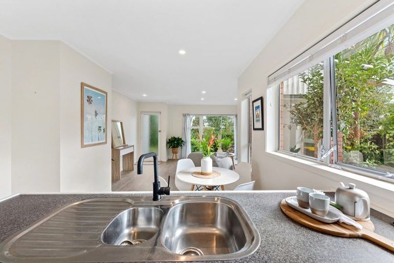 Photo of property in 48a /1 Vauxhall Road, Devonport, Auckland, 0624