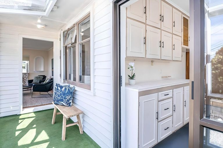 Photo of property in 26 Arapiko Street, Johnsonville, Wellington, 6037