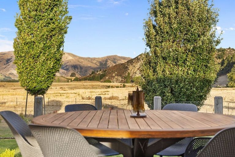 Photo of property in Luggate Park, 36 Cooper Crescent, Luggate, Cromwell, 9383