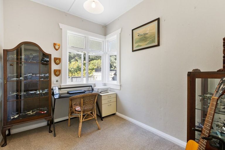 Photo of property in 3a Tupoki Street, Glen Avon, New Plymouth, 4312