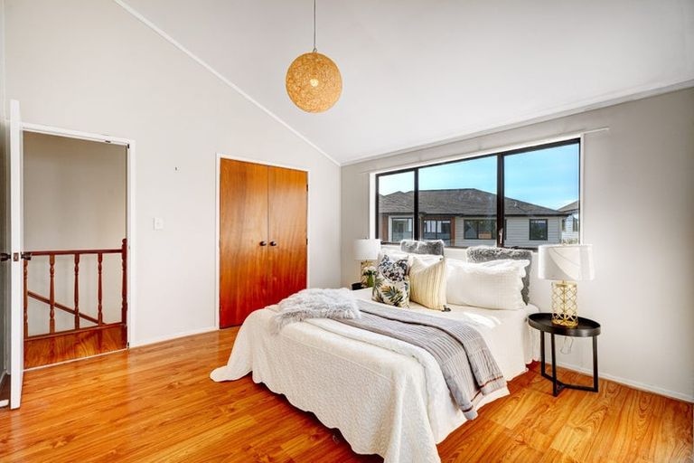 Photo of property in 2/14 Chip Grove, Sunnyhills, Auckland, 2010