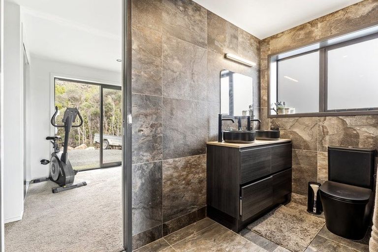 Photo of property in 1570 Cove Road, Mangawhai, 0573