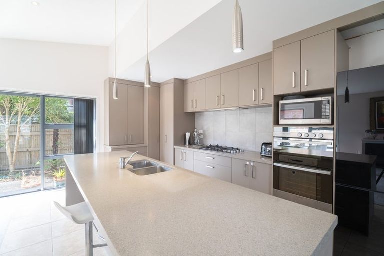 Photo of property in 5 Romaine Road, Churton Park, Wellington, 6037