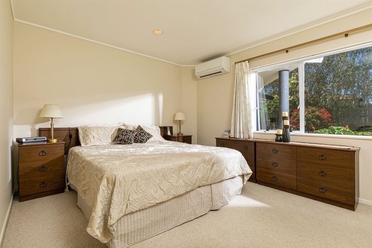 Photo of property in 3 Gala Place, Henderson, Auckland, 0612
