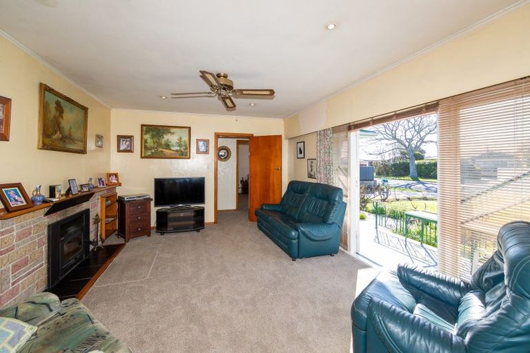 Photo of property in 15 Wycliffe Street, Onekawa, Napier, 4110