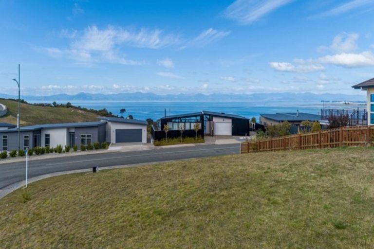 Photo of property in 1 Portland Place, Kaiteriteri, Motueka, 7197
