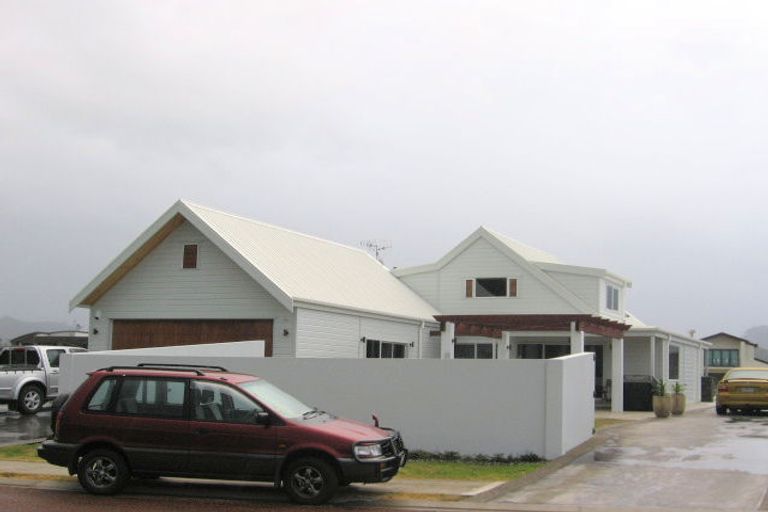 Photo of property in 107 Motu Hei, Pauanui, Hikuai, 3579